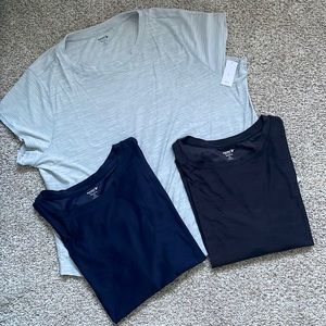Old Navy Active Go-Dry T- Shirts